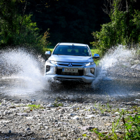 Mitsubishi L200 za volanom (1 of 4).jpg