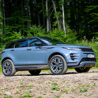 Range rover evoque 2.0 TD4 MHEV AWD 180 (35 of 35).jpg