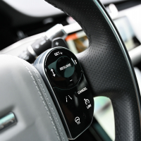 Range rover evoque 2.0 TD4 MHEV AWD 180 (2 of 35).jpg