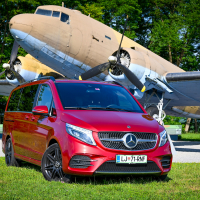 Mercedes 300 d 4matic AMG line-Mercedes 300 d 4matic AMG (11 of 23).jpg