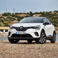 Renault captur za volanom (3 of 17).jpg