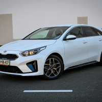Kia proceed 1,4 T-GDi GT-line (21 of 25).jpg