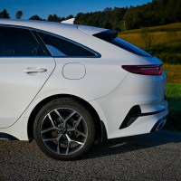 Kia proceed 1,4 T-GDi GT-line (7 of 25).jpg