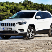 jeep_cherokee_AWD_limited_test-1.jpg