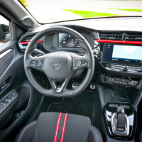 Opel corsa za volanom (11 of 26).jpg