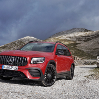 Mercedes GLB AMZS za volanom (2 of 17).jpg