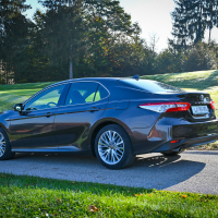Toyota_camry_hybrid (2 of 28).jpg
