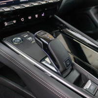 Peugeot 508 SW vs VW passat variant (45 of 72).jpg