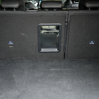 Peugeot 508 SW vs VW passat variant (33 of 72).jpg
