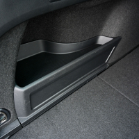 Peugeot 508 SW vs VW passat variant (20 of 72).jpg