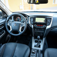 Mitsubishi L200 2.2 DI-D 4WD (41 of 48).jpg