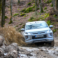 Mitsubishi L200 2.2 DI-D 4WD (37 of 48).jpg