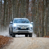 Mitsubishi L200 2.2 DI-D 4WD (30 of 48).jpg