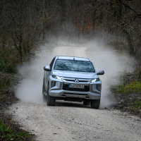 Mitsubishi L200 2.2 DI-D 4WD (29 of 48).jpg