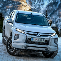 Mitsubishi L200 2.2 DI-D 4WD (25 of 48).jpg