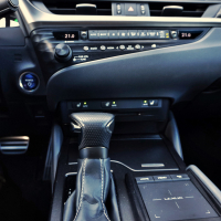 Lexus ES 300h F-sport AMZS test (24 of 24).jpg
