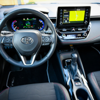 Toyota corolla TS 2.0 HSD e-CVT test (20 of 23).jpg