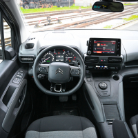 Citroen berlingo shine M 1.5L BlueHDi 130 EAT8- (13 of 18).jpg
