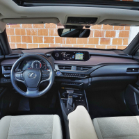 Lexus UX (11 of 17).jpg