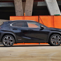 Lexus UX (8 of 17).jpg