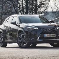 Lexus UX (1 of 17).jpg