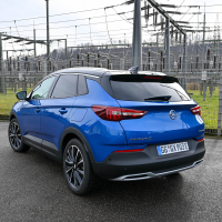 Opel grandland X hybrid4 (11 of 18).jpg