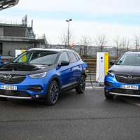 Opel grandland X hybrid4 (4 of 18).jpg