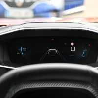Peugeot 2008 1.2 130 allure in renault captur TCe 130 EDC edition one (33 of 39).jpg