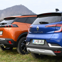 Peugeot 2008 1.2 130 allure in renault captur TCe 130 EDC edition one (9 of 39).jpg