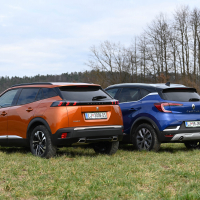 Peugeot 2008 1.2 130 allure in renault captur TCe 130 EDC edition one (8 of 39).jpg