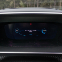 Peugeot 208 allure 1,2 puretech (17 of 26).jpg