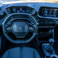 Peugeot 208 allure 1,2 puretech (7 of 26).jpg