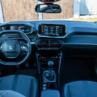 Peugeot 208 allure 1,2 puretech (6 of 26).jpg
