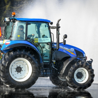 Traktor tecaj varne vožnje AMZS (32 of 44).jpg
