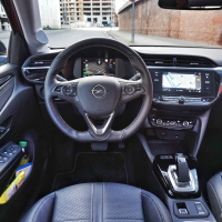 Opel corsa-e AMZS za volanom (11 of 12).jpg