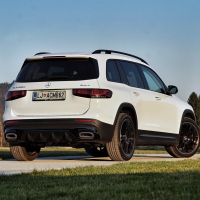 Mercedes GLB 220 d 4matic (8 of 26).jpg