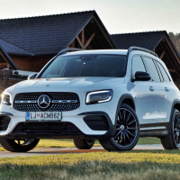 Mercedes GLB 220 d 4matic (4 of 26).jpg