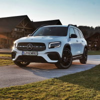 Mercedes GLB 220 d 4matic (3 of 26).jpg