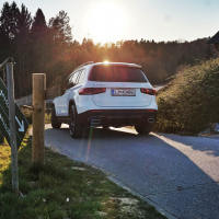 Mercedes GLB 220 d 4matic (1 of 26).jpg