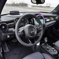 Mini cooper SE (9 of 12).jpg