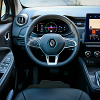 Renault ZOE vs Nissan Leafa (27 of 35).jpg