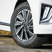 Hyundai ioniq EV impression (11 of 38).jpg