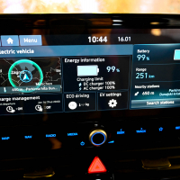 Hyundai ioniq EV impression (4 of 38).jpg