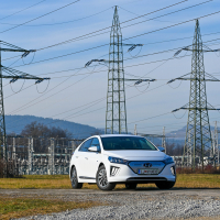 Hyundai ioniq EV impression (7 of 38).jpg