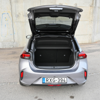 Opel corsa 1.2 turbo GS-line SS (18 of 28).jpg