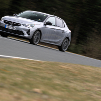 Opel corsa 1.2 turbo GS-line SS (9 of 28).jpg