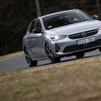 Opel corsa 1.2 turbo GS-line SS (4 of 28).jpg