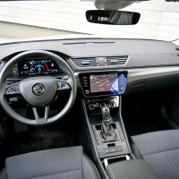 Škoda superb combi 2.0 TDI DSG style (23 of 29).jpg