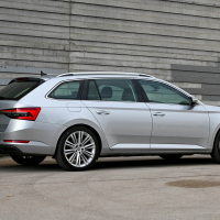 Škoda superb combi 2.0 TDI DSG style (13 of 29).jpg