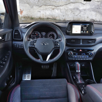 Hyundai tucson 1.6 CRDi 4WD Nline (12 of 13).jpg